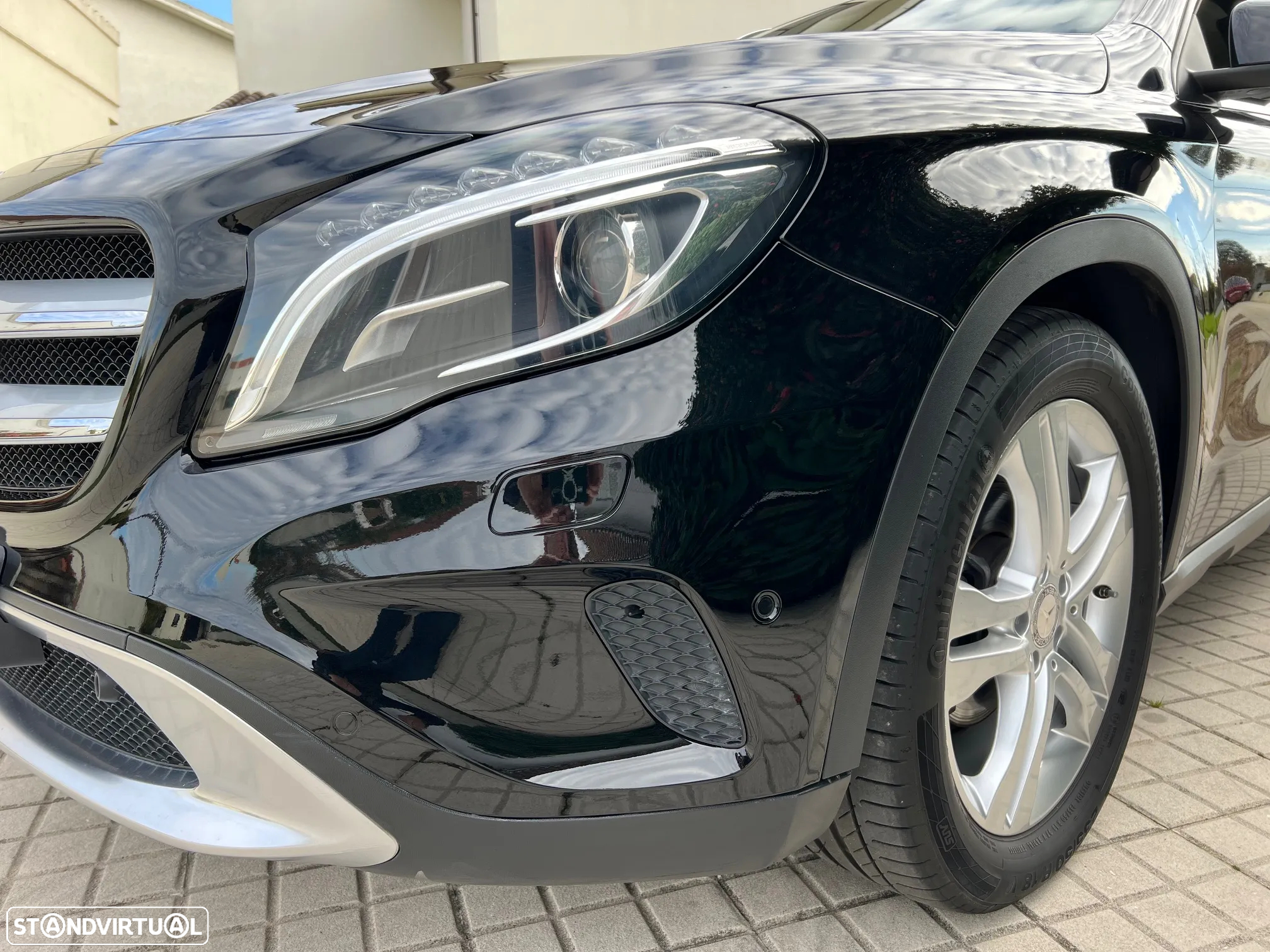 Mercedes-Benz GLA 220 d 7G-DCT Urban - 10