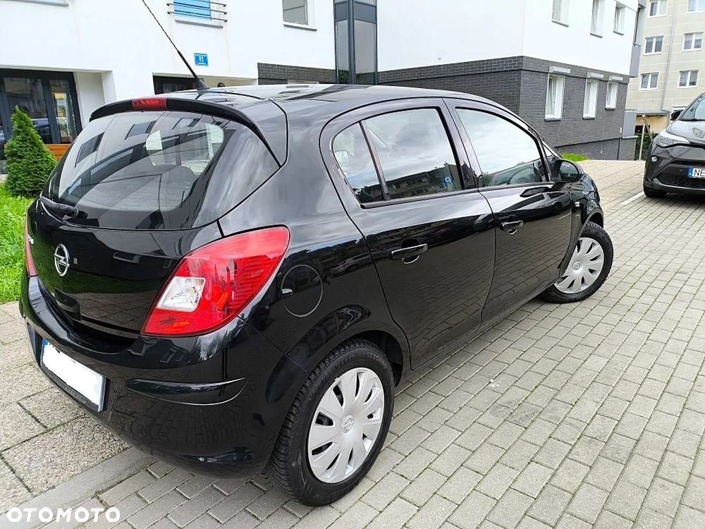 Opel Corsa - 8