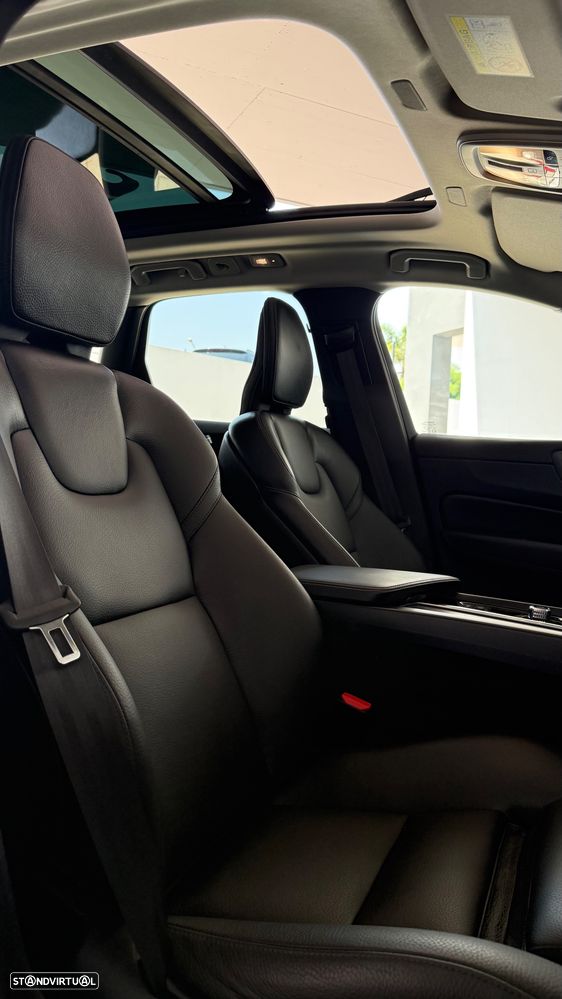 Volvo XC 60 2.0 T6 PHEV R-Design Expression AWD - 11