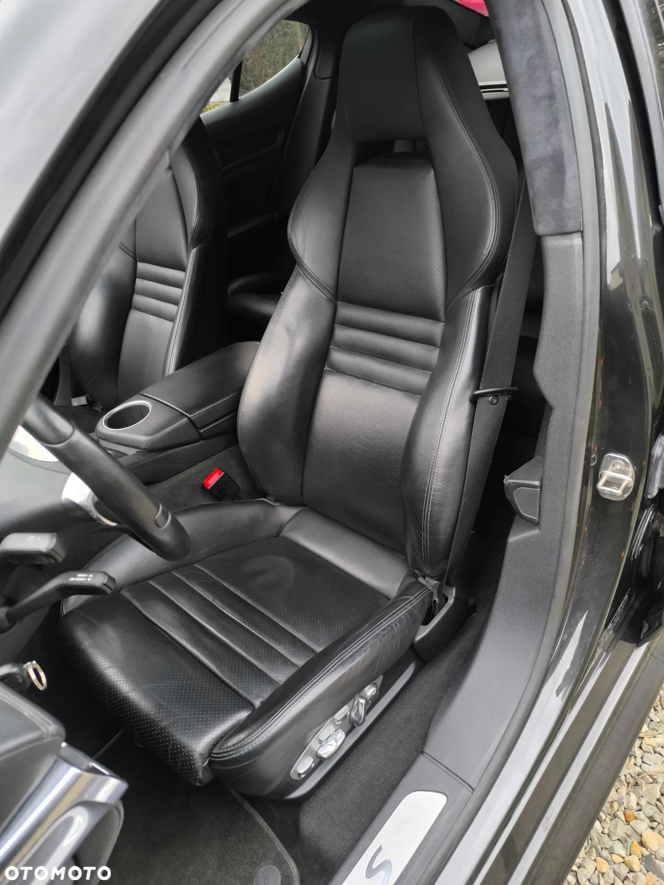 Porsche Panamera Turbo S PDK - 17