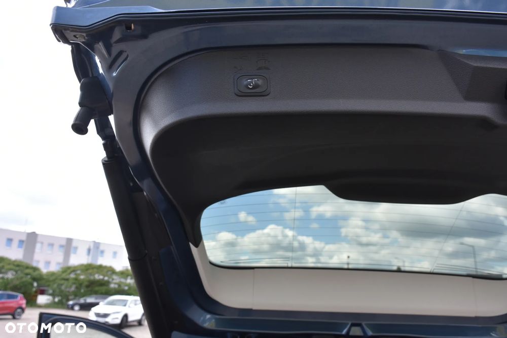 Ford Kuga 2.0 TDCi 4WD Titanium - 23