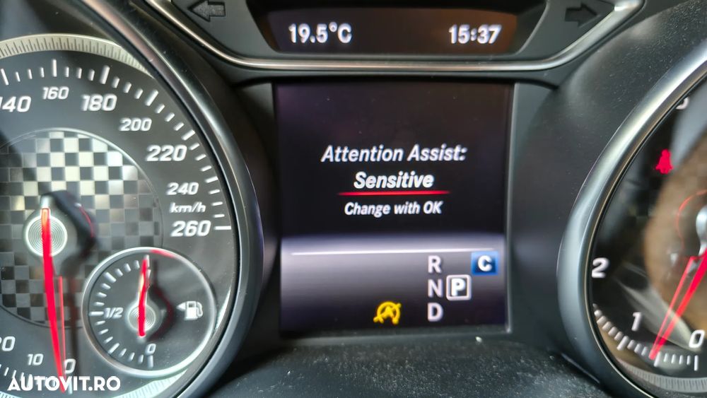 Mercedes-Benz A 180 7G-DCT - 4
