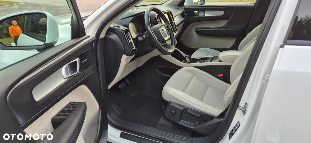 Volvo XC 40 T4 Momentum - 12
