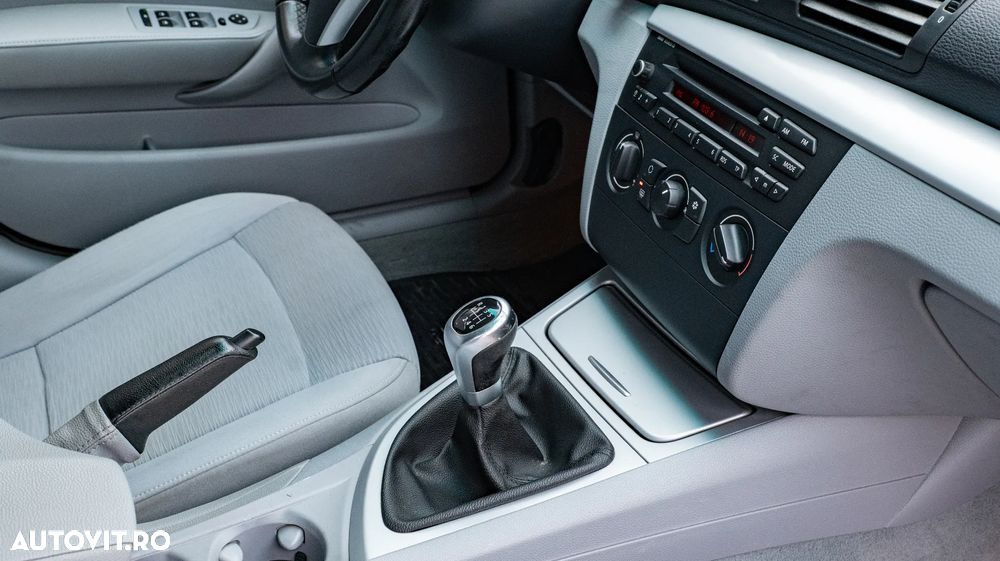 BMW Seria 1 116i - 20