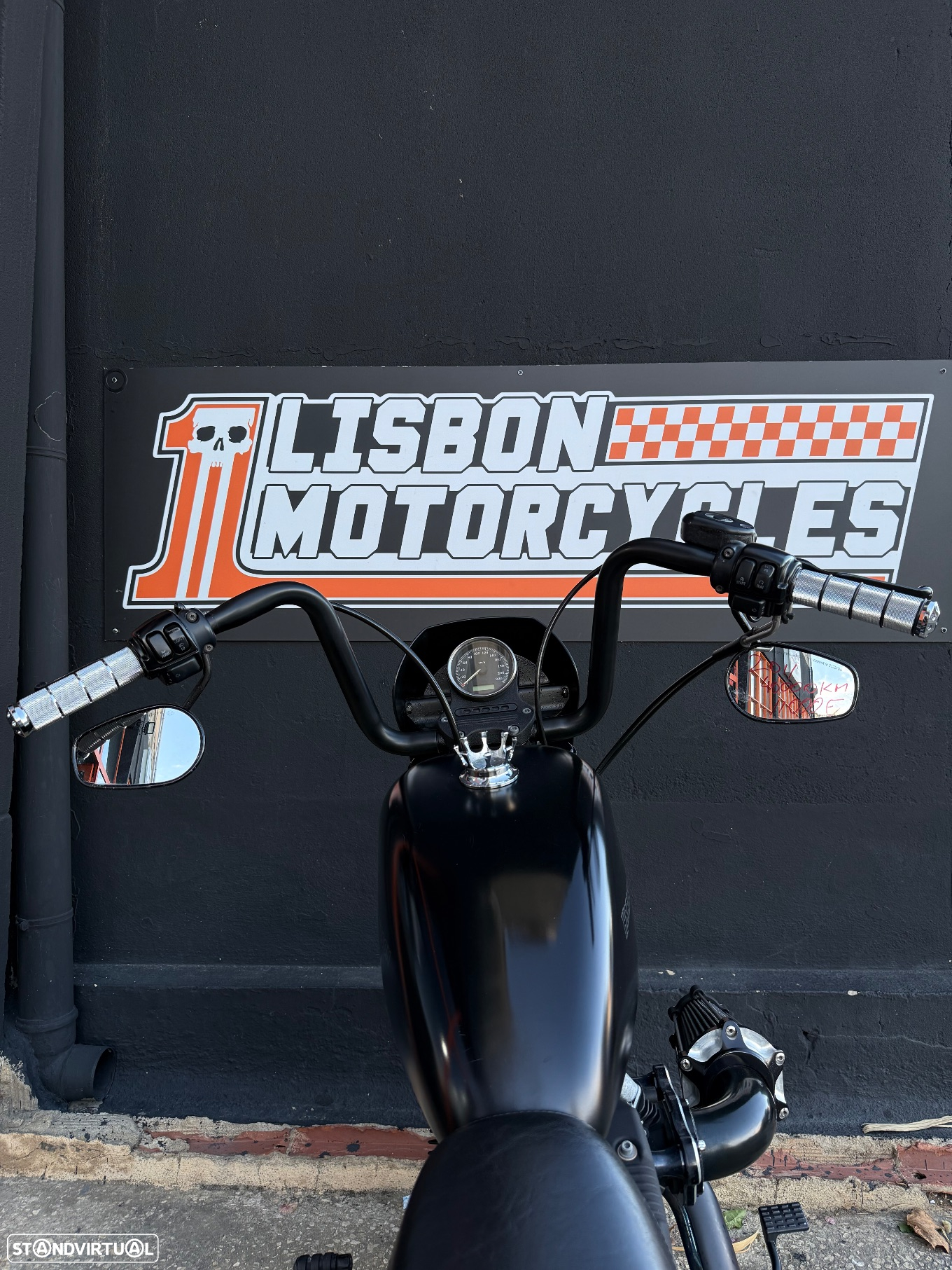 Harley-Davidson XL IRON - 10