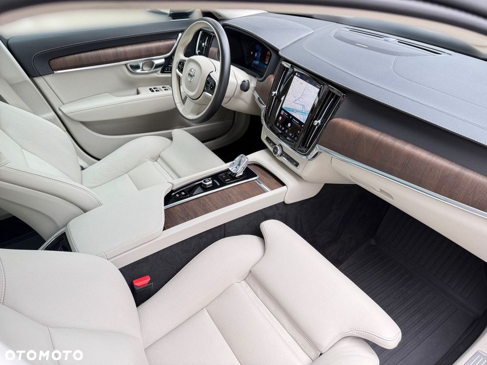 Volvo S90 - 28