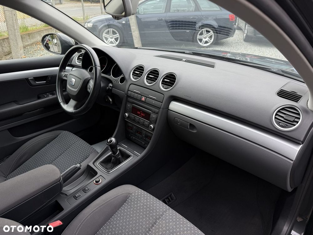 Seat Exeo 2.0 TDI DPF Style - 23
