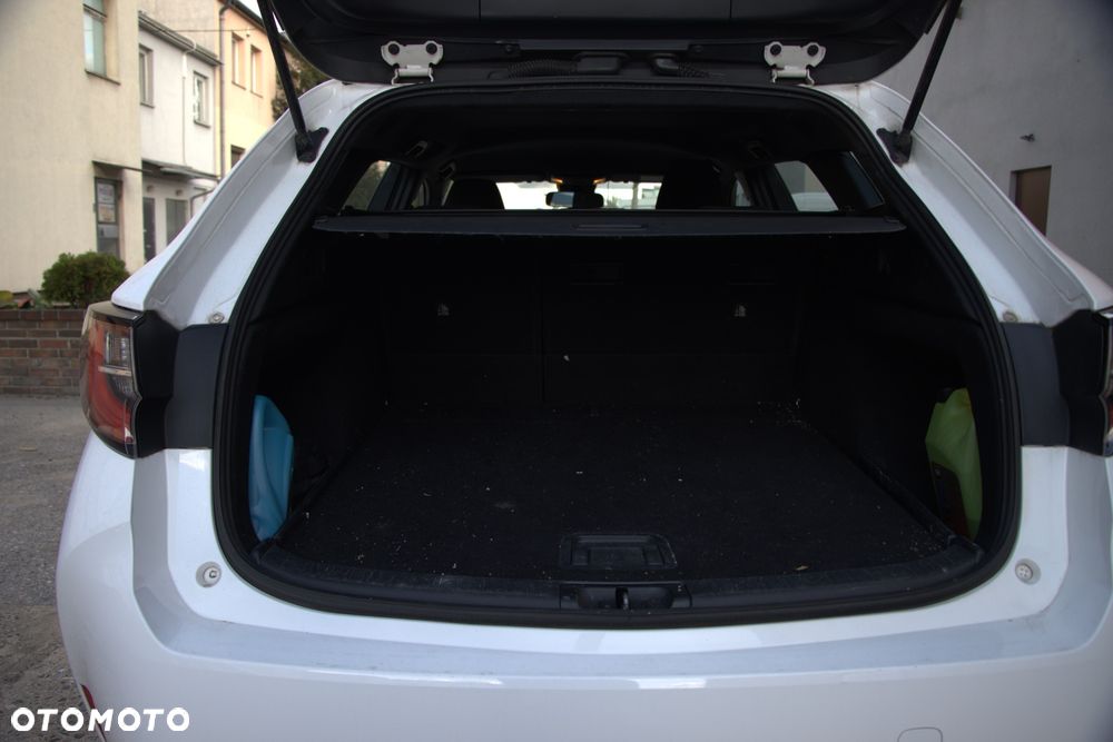 Toyota Corolla - 8