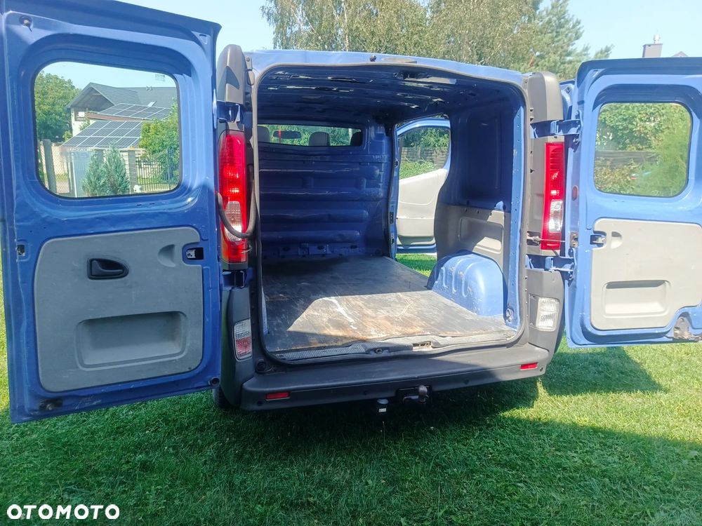 Renault Trafic - 18