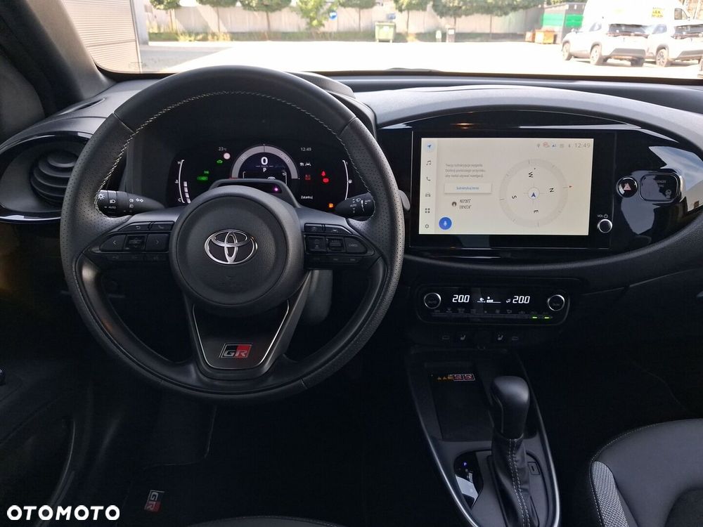 Toyota Aygo X Hybrid 1.5 Style e-CVT - 21