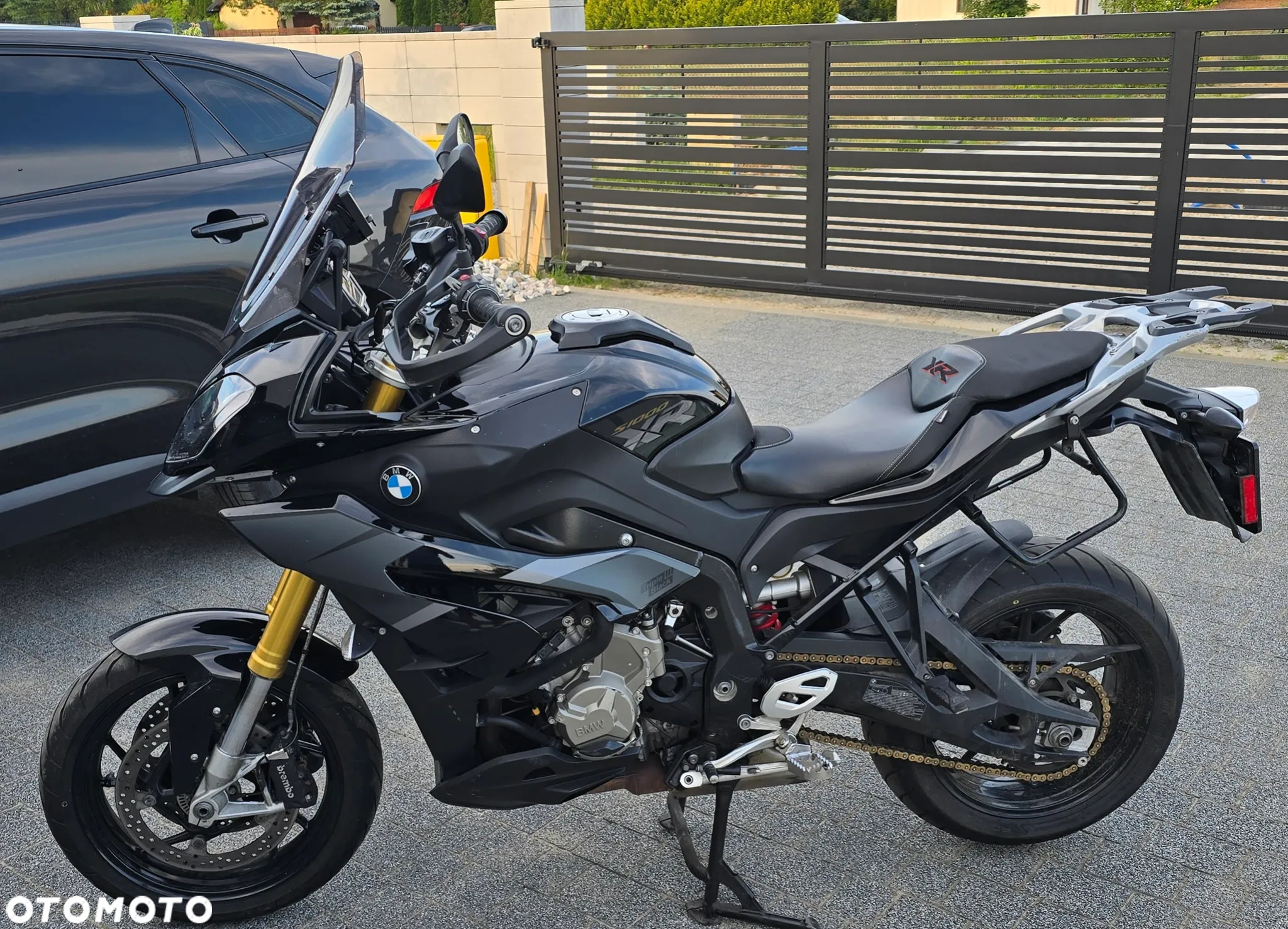 BMW XR - 8