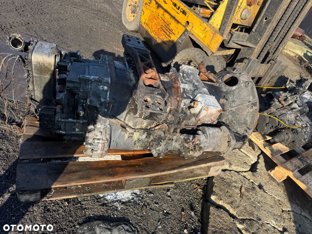 Scania skrzynia biegów 440 p r 1864527 // 4515 // a100903 // 1757949 //6323 skrzynia automat manual scania - 2