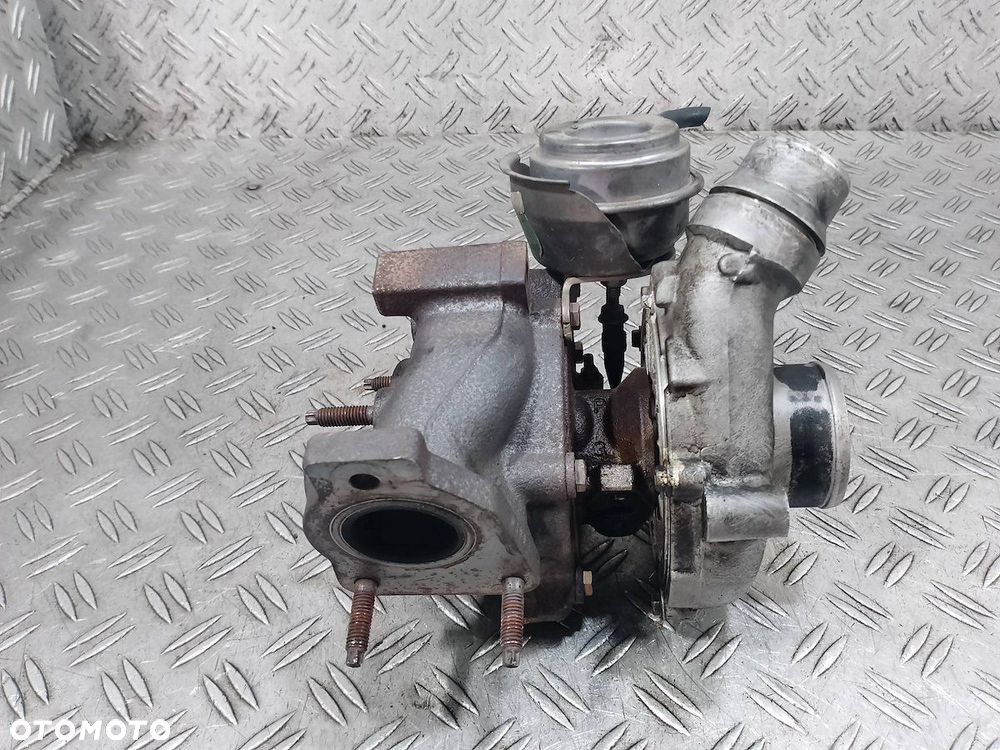 TURBINA RENAULT LAGUNA II LIFT H8200347344 761661-1 2.0 DCI - 6
