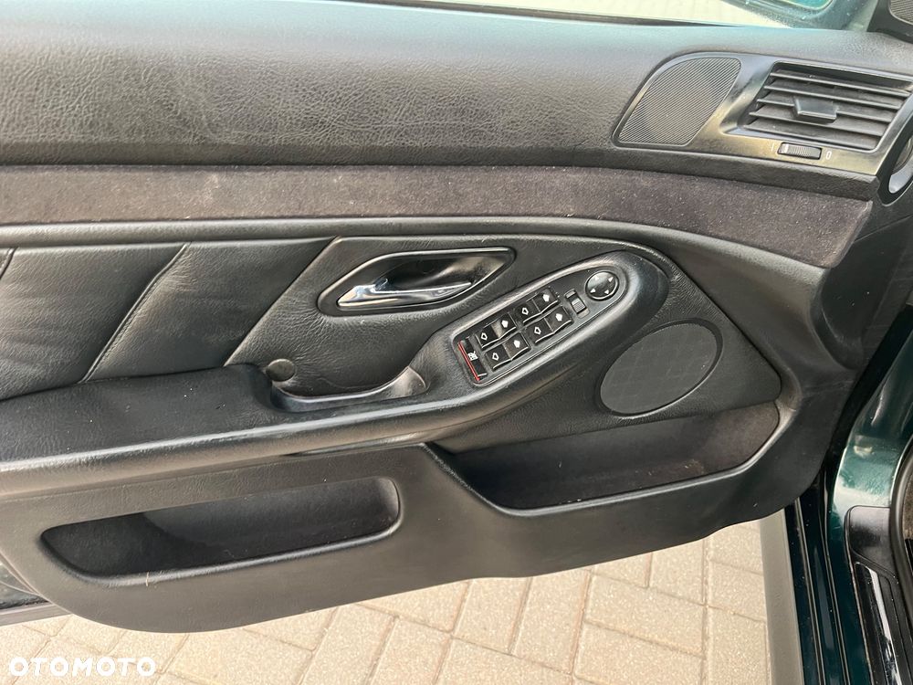 BMW Seria 5 - 18