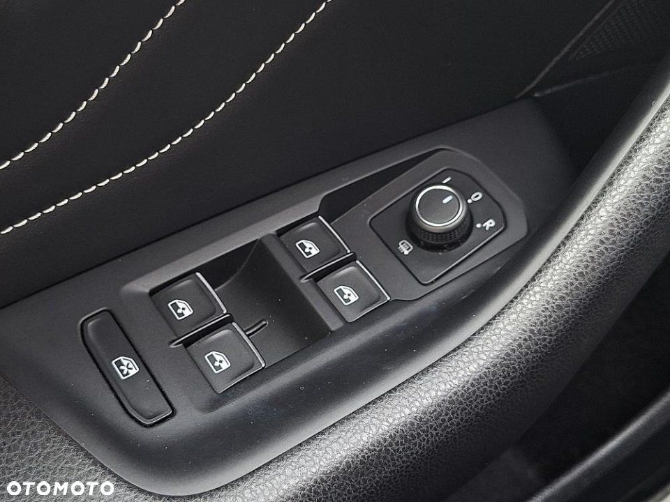 Volkswagen Passat - 24