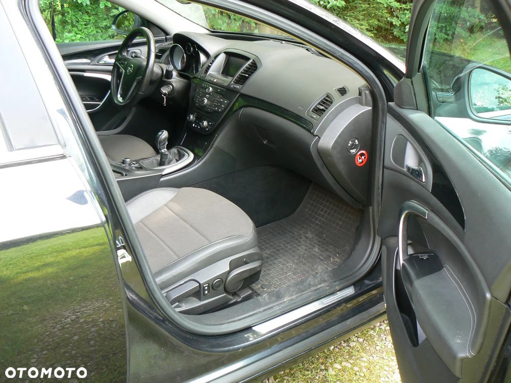 Opel Insignia 2.0 T Cosmo 4x4 - 9