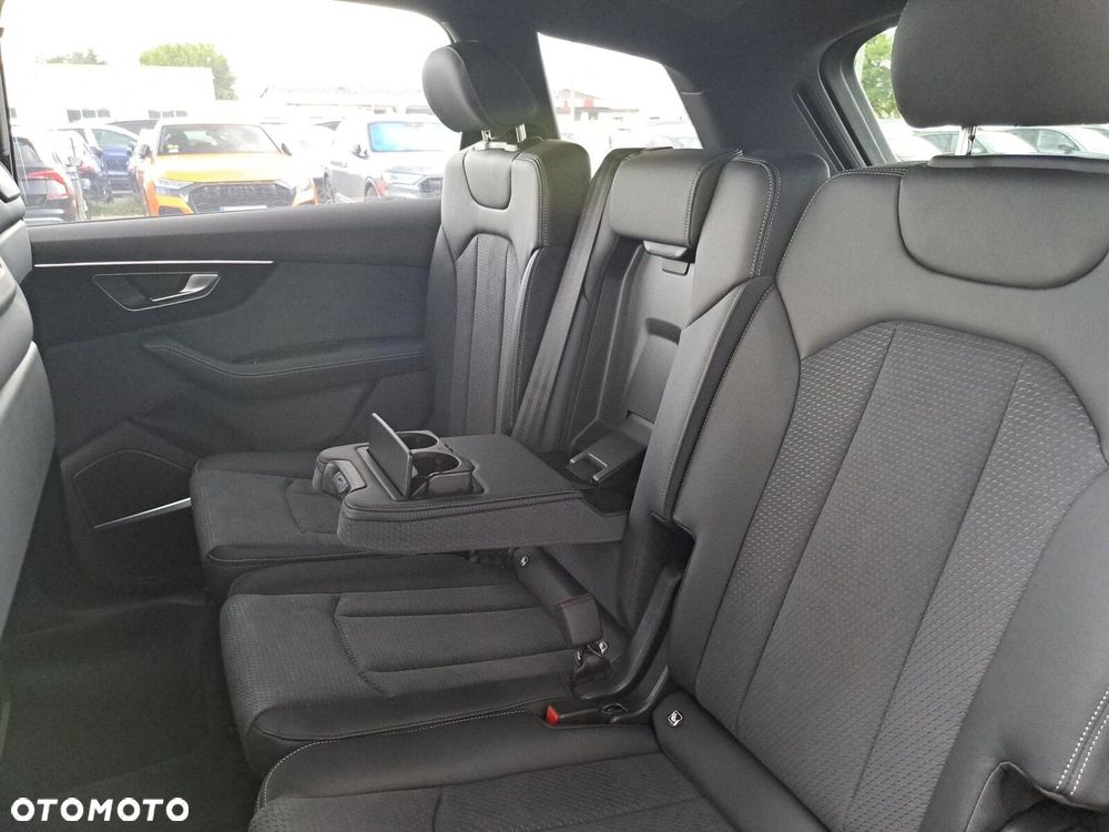 Audi Q7 - 15