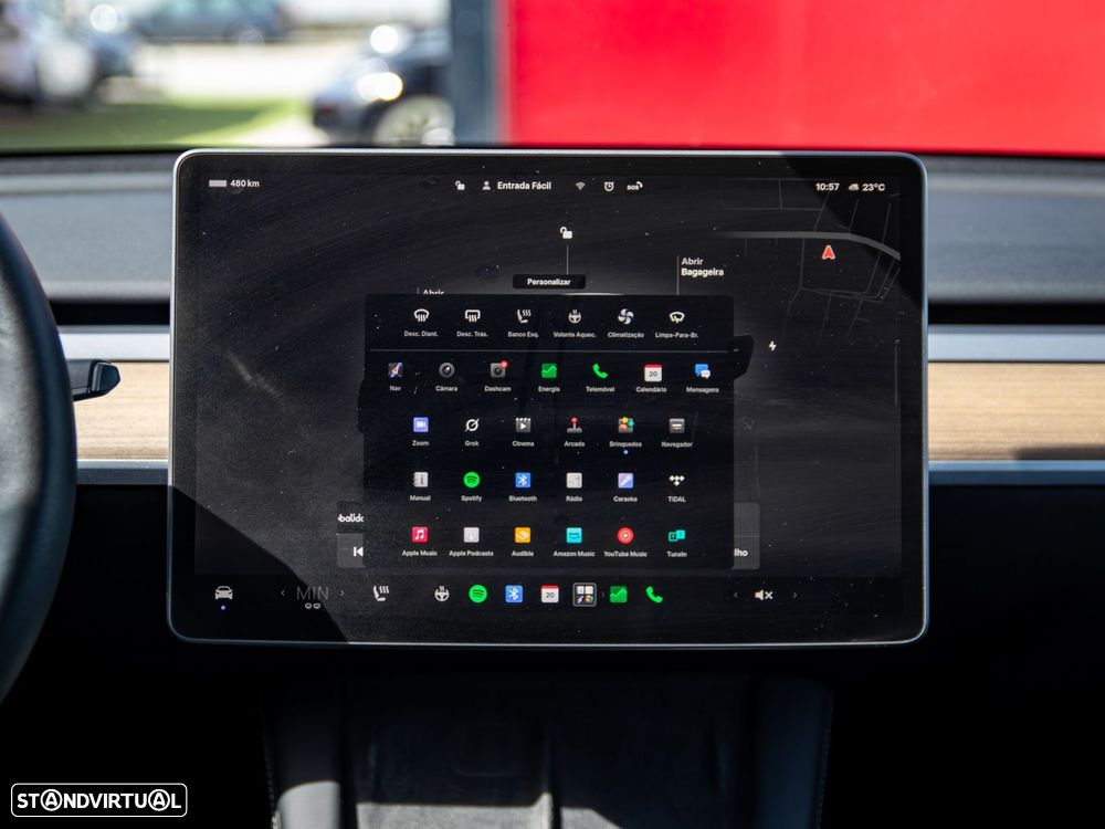 Tesla Model Y Long Range Tração Integral - 28
