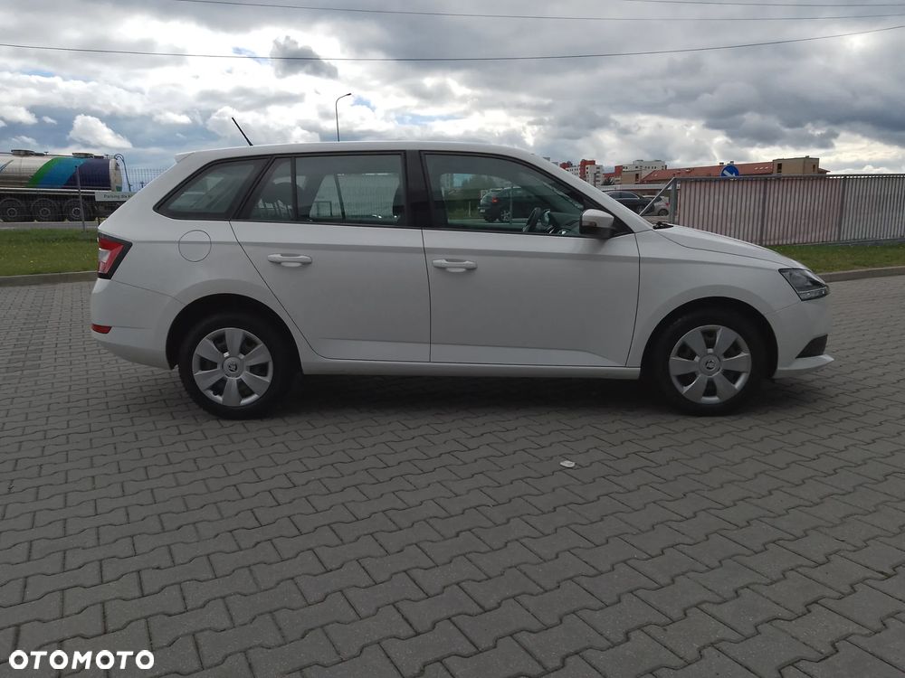 Skoda Fabia 1.0 TSI Ambition - 4