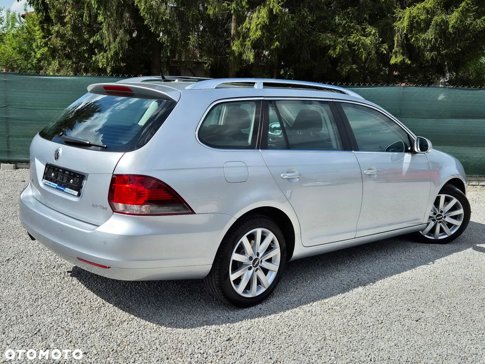 Volkswagen Golf 2.0 TDI DPF Highline - 9