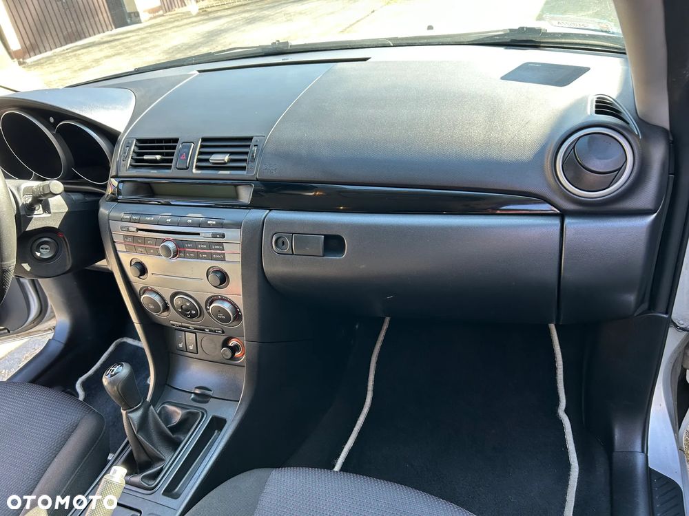 Mazda 3 1.6 Sport Comfort - 2