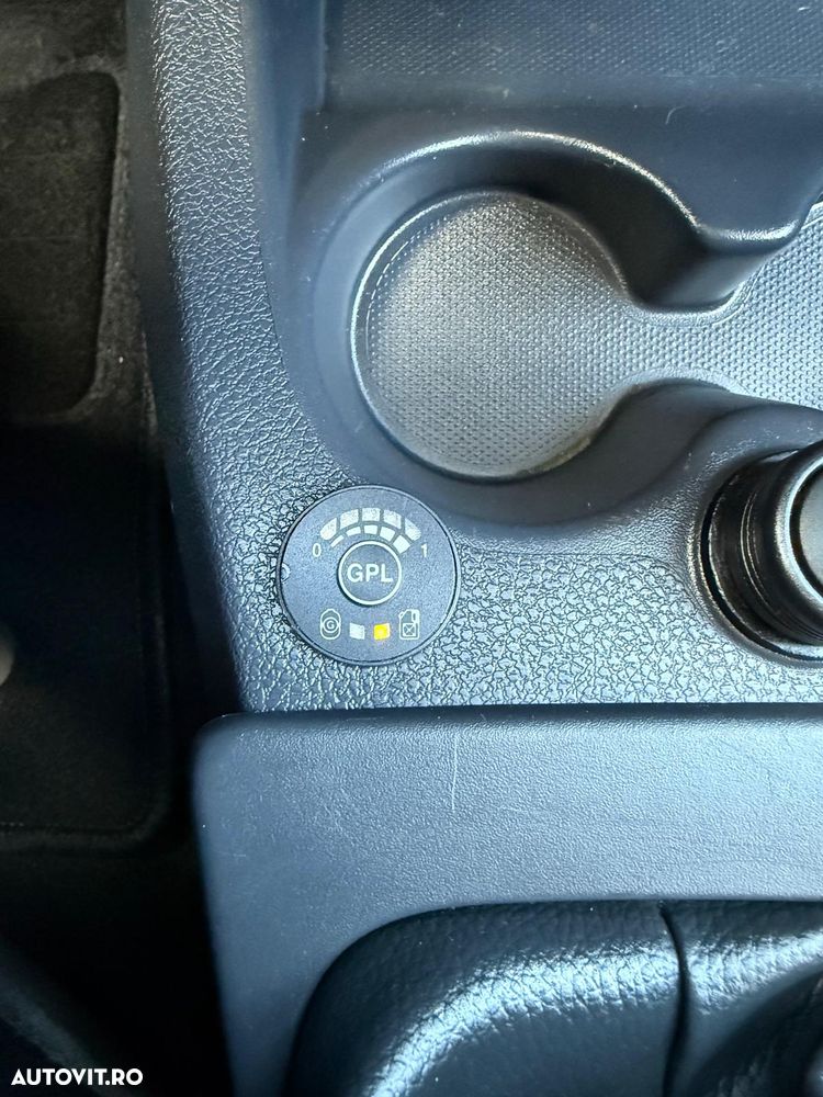 Dacia Dokker 1.6 Laureate - 25