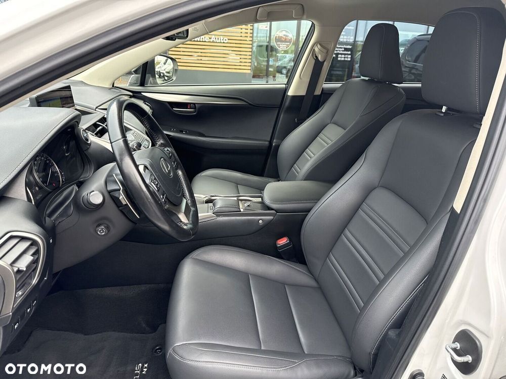 Lexus NX 300h F Impression AWD - 12
