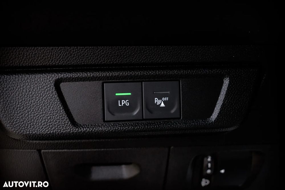 Dacia Logan ECO-G 100 MT6 Comfort - 29