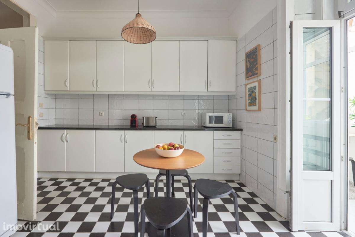 Quarto - localizado em Marquês de Pombal Lisbon - Grande imagem: 3/60