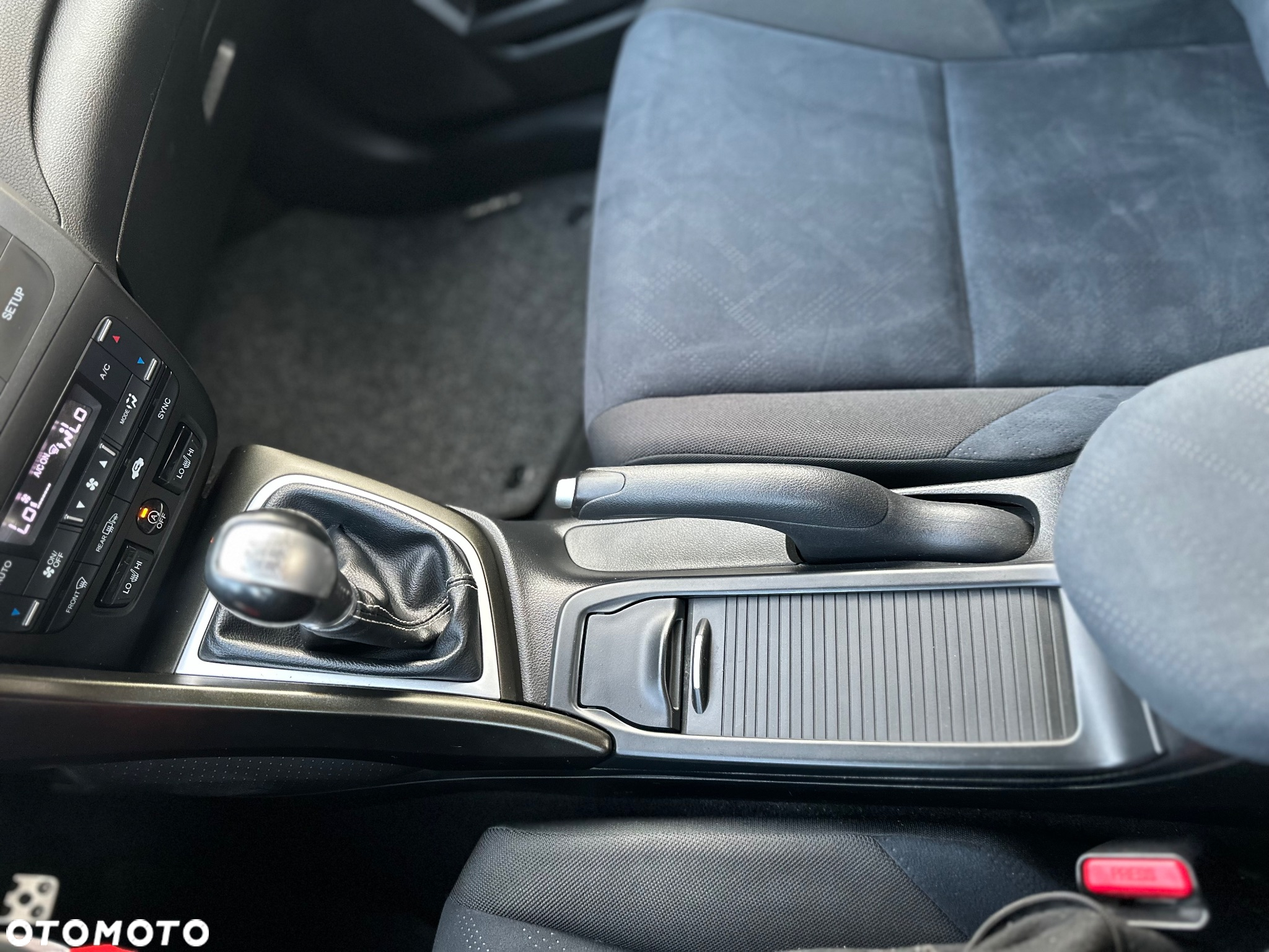 Honda Civic 1.8 i-VTEC Sport - 22