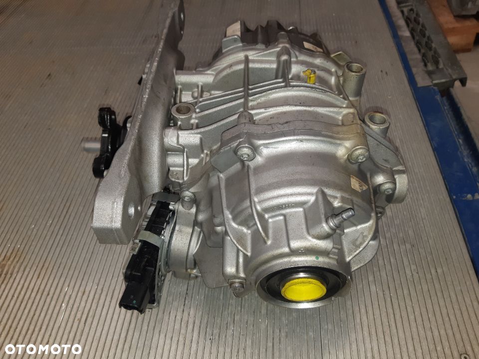 MOST TYLNY DYFER MERCEDES A45 S W177 2.0 AMG A1773509801 - 3