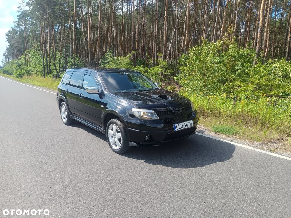 Mitsubishi Outlander 2.0 Turbo 4WD - 18