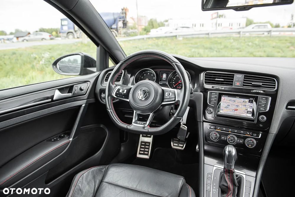 Volkswagen Golf 2.0 TSI BMT GTI Performance DSG - 27
