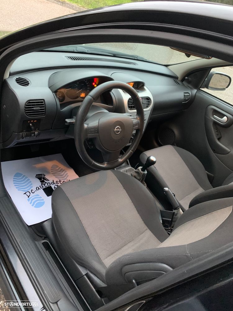 Opel Corsa 1.2 16V Cosmo - 10