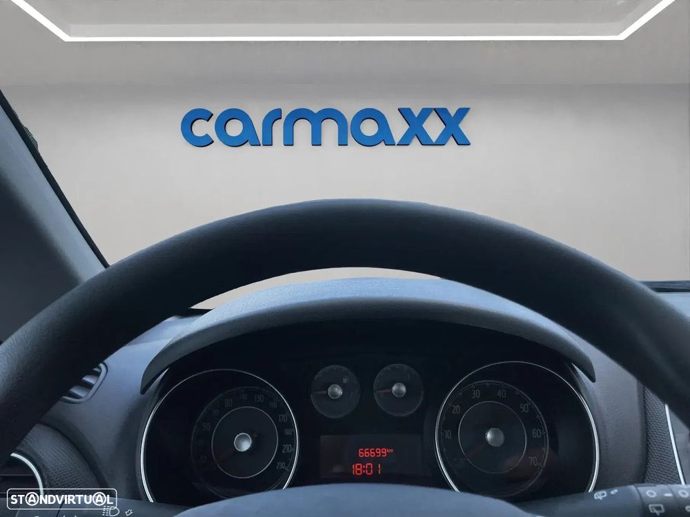 Fiat Punto 1.2 Lounge Start&Stop - 11