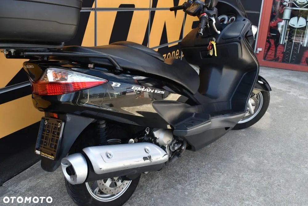 Suzuki Burgman - 26