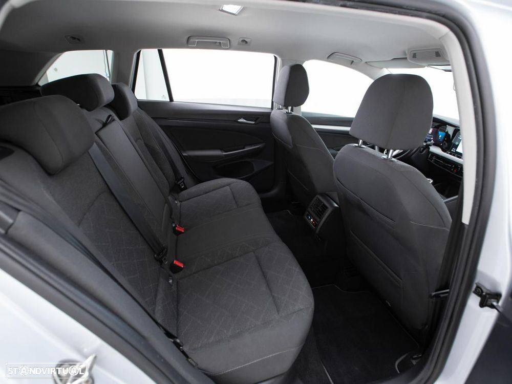 VW Golf Variant 2.0 TDi SCR - 11