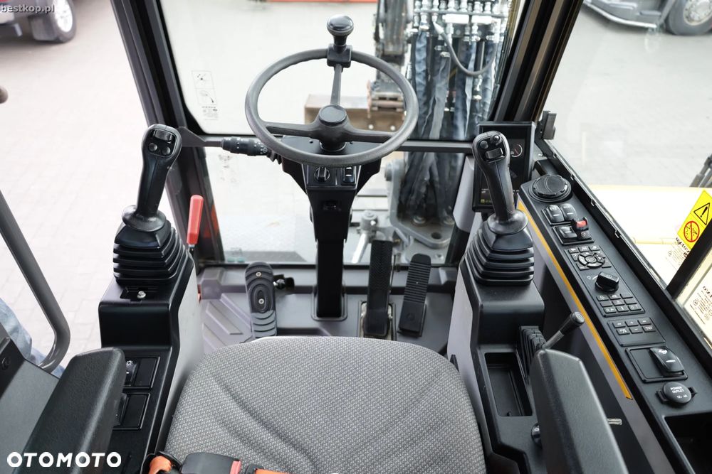 Volvo EW60E - 28