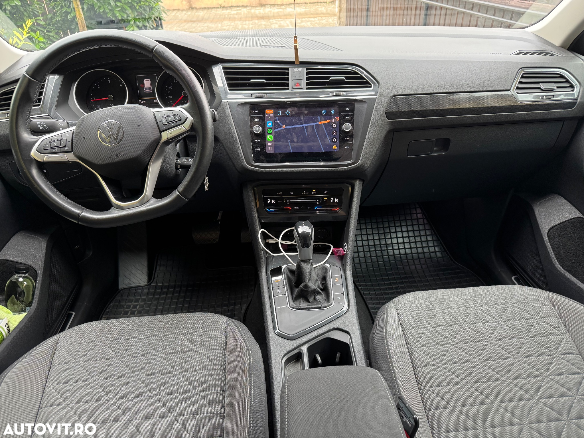Volkswagen Tiguan 2.0 TDI DSG Life - 11