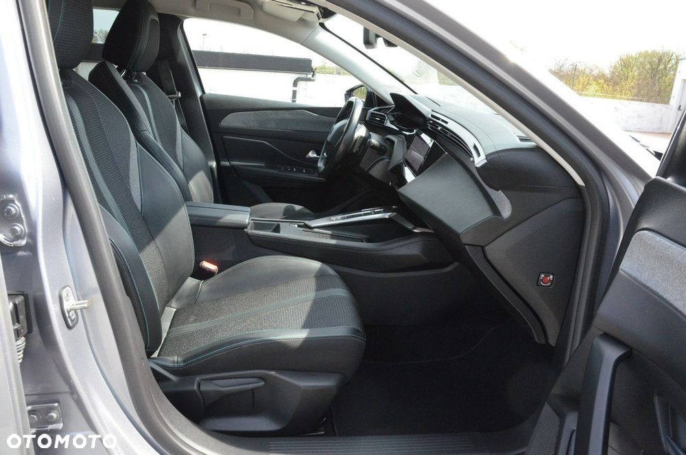 Peugeot 308 1.5 BlueHDi Allure S&S EAT8 - 29