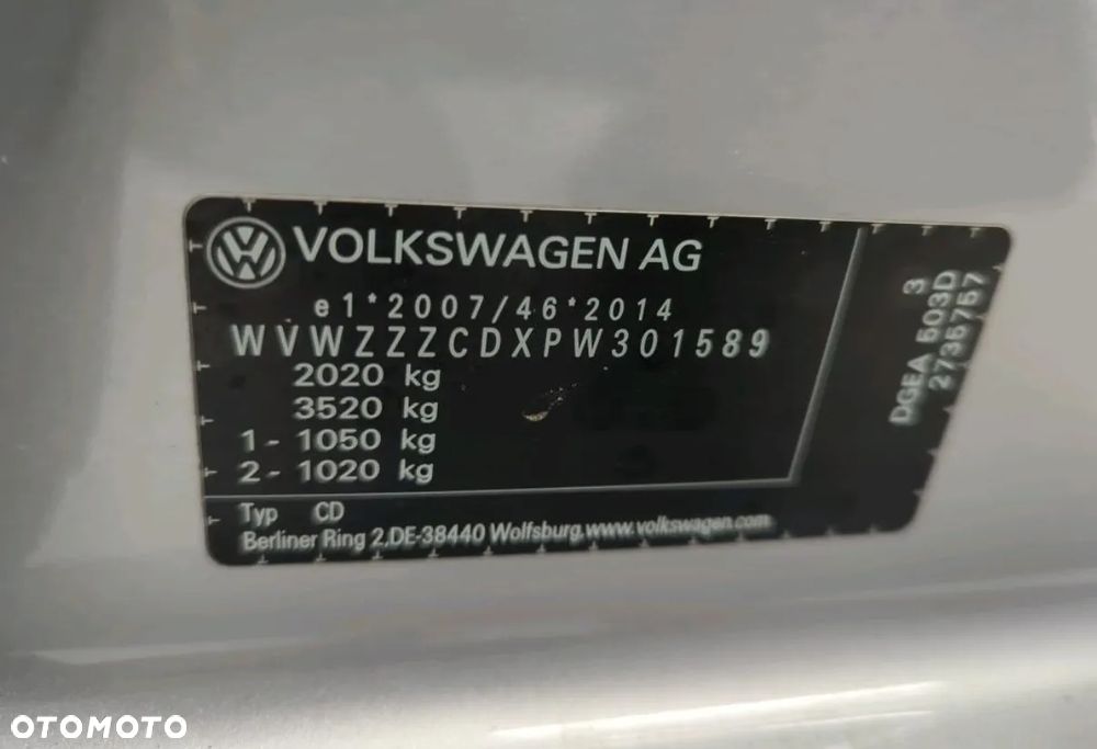 Volkswagen Golf - 16