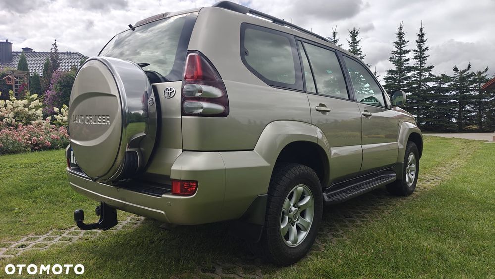Toyota Land Cruiser - 13