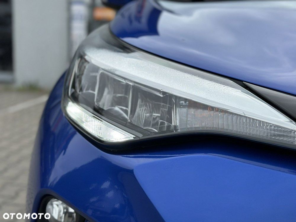 Toyota C-HR Hybrid Style - 11