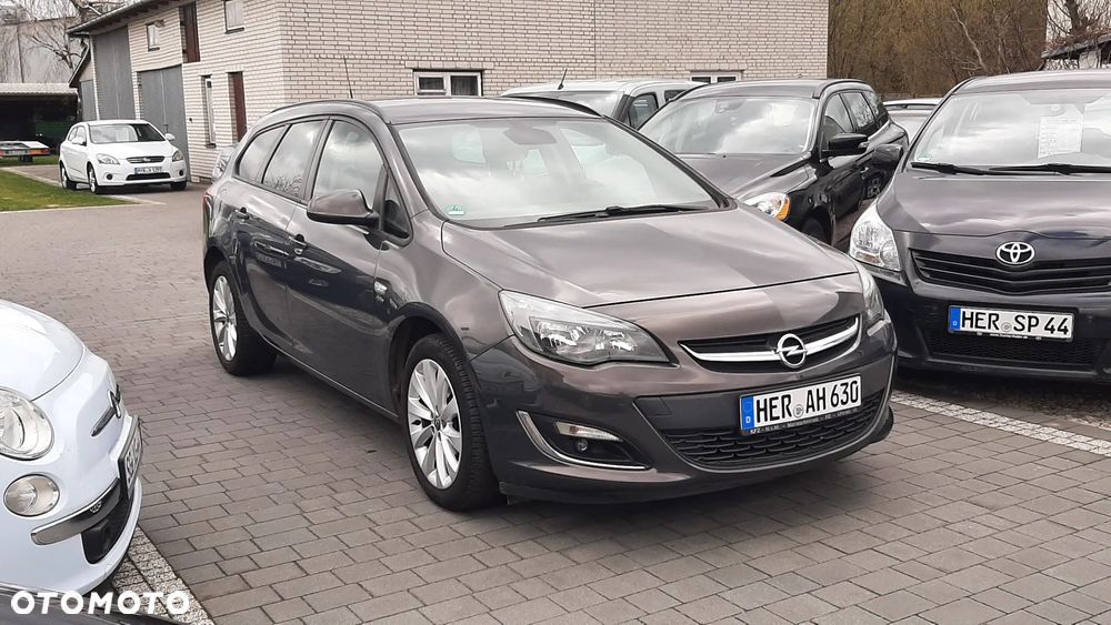 Opel Astra 1.4 Turbo - 2