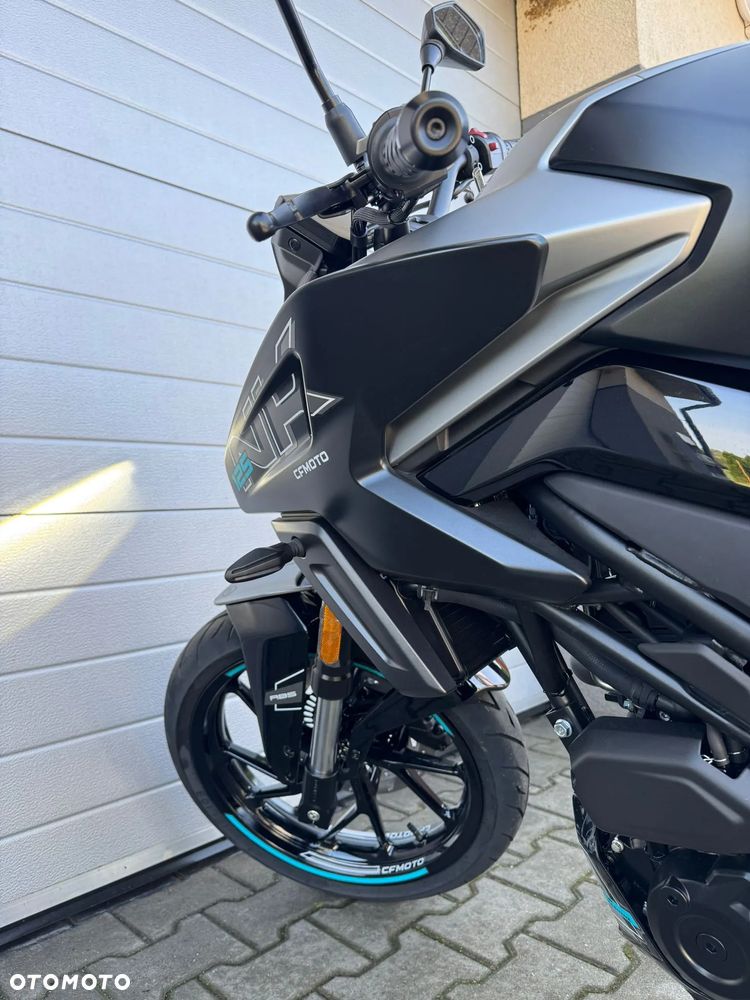 CFMoto NK - 17