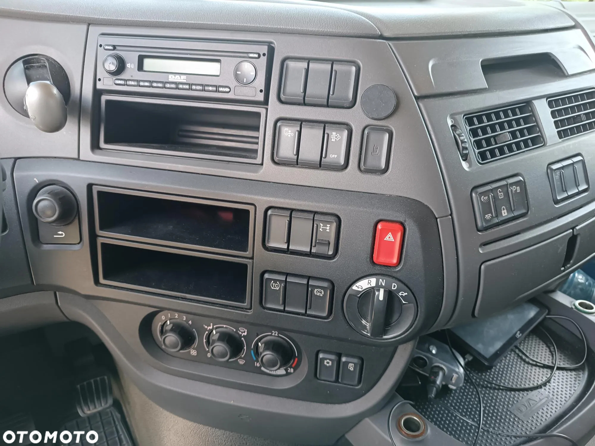 DAF FT 460 XF - 13