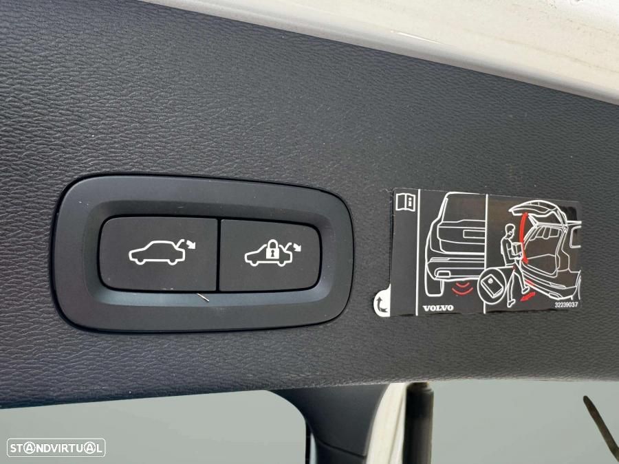 Volvo C40 Recharge Twin First Edition - 21