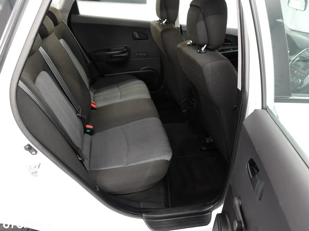 Kia Ceed Cee'd 1.6 Crdi Comfort + - 9