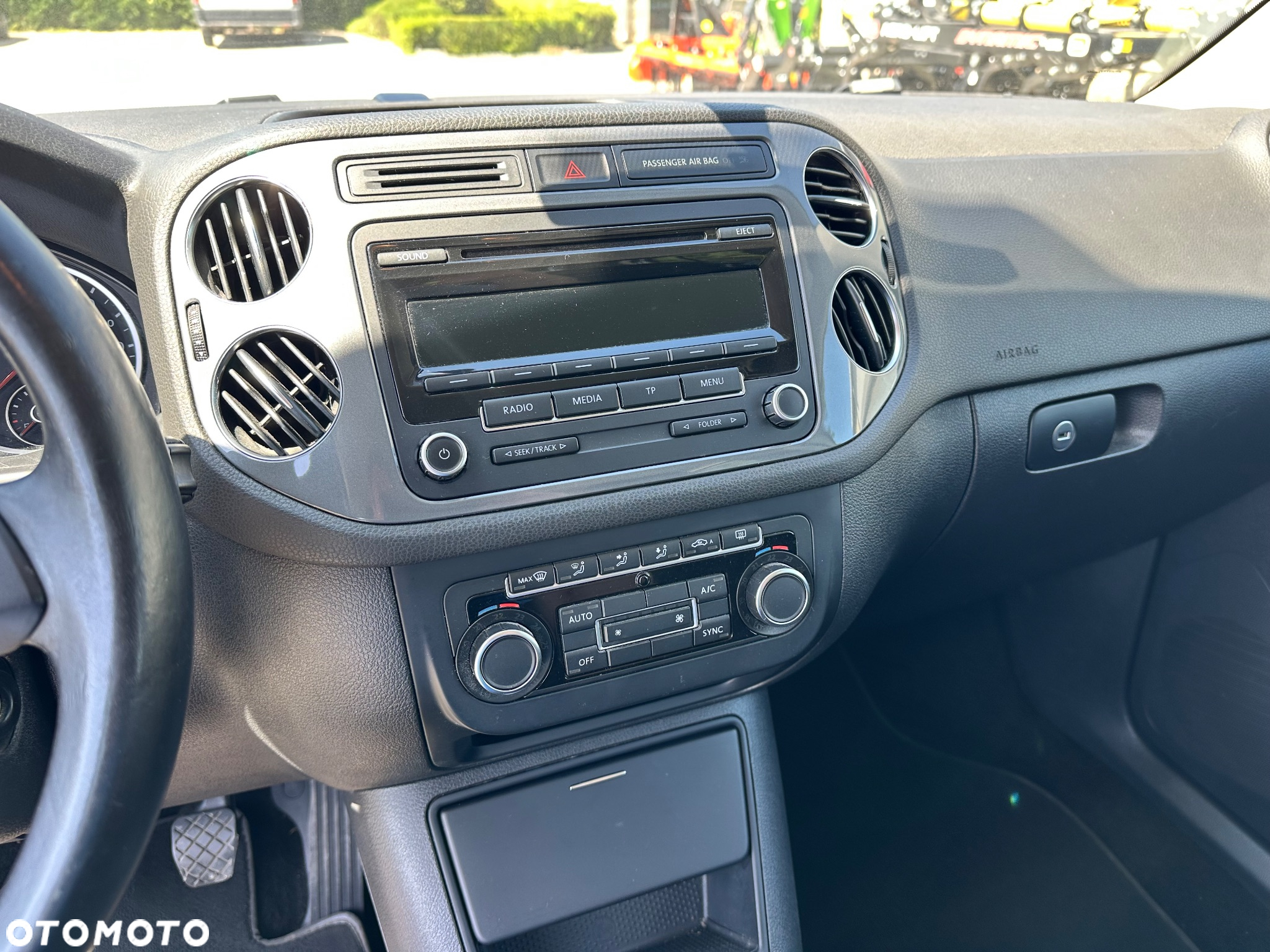 Volkswagen Tiguan 1.4 TSI BlueMotion Technology Trend & Fun - 23