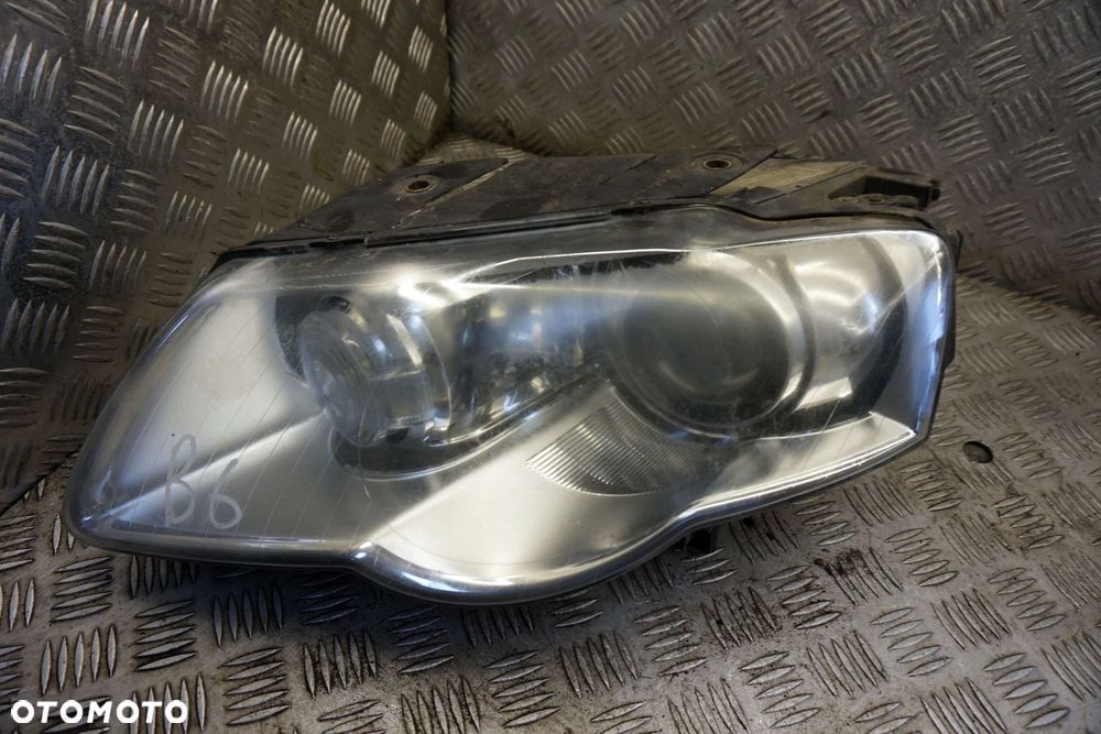 LAMPA PRZEDNIA LEWA PASSAT B6 3C0941753G BI-XENON SKRĘTNY EU VOLKSWAGEN 2005-2010 - 1